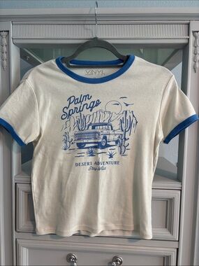 Vinyl Vintage-Inspired Palm Springs Desert Adventure Ringer Tee - White/Blue